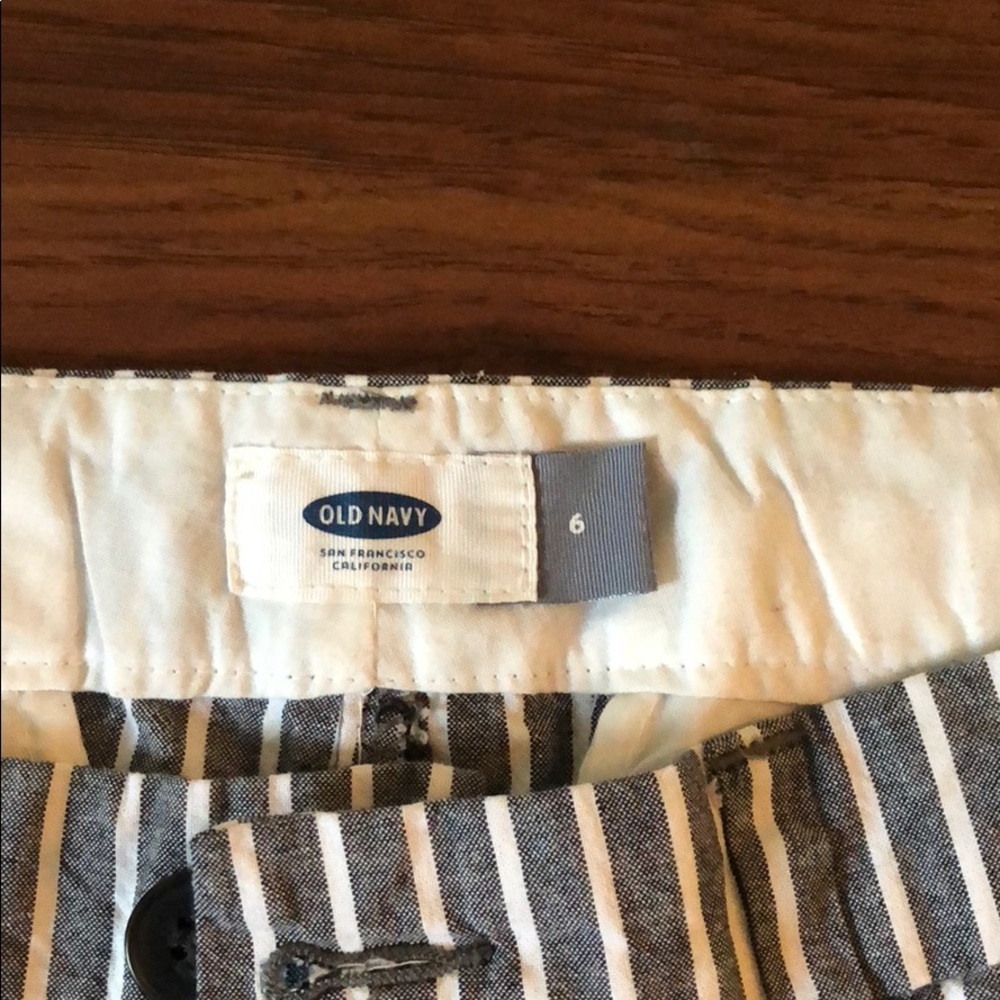 Shorts - Picture 2 of 2